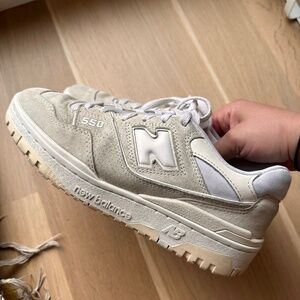 New Balance 550 Sea Salt Macadamia Nut - W8